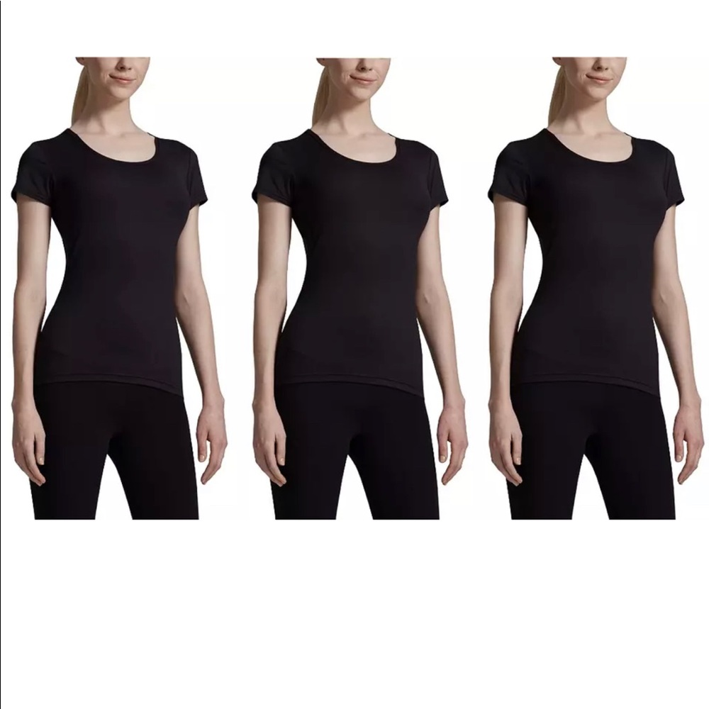 32 Degrees Weatherproof Women's Short Sleeve Scoop